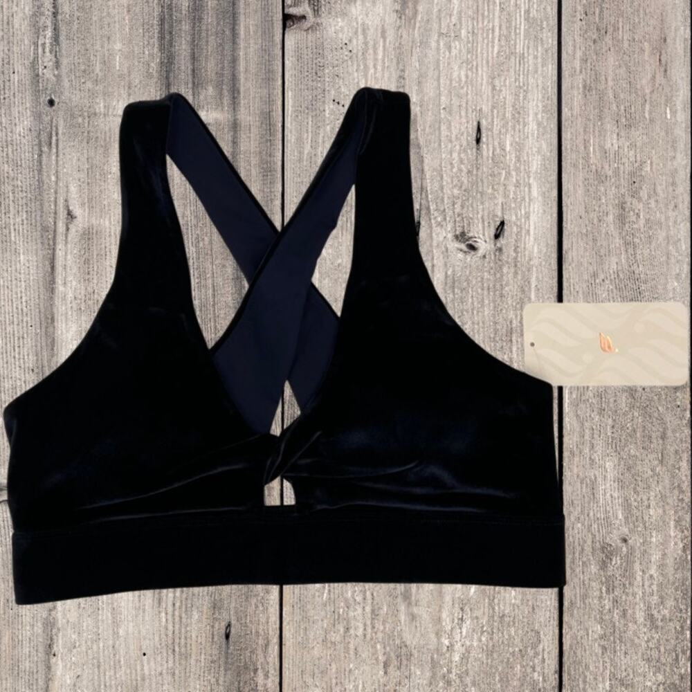 FABLETICS OASIS TWIST VELOUR SPORTS BRA, SIZE LARGE (10)